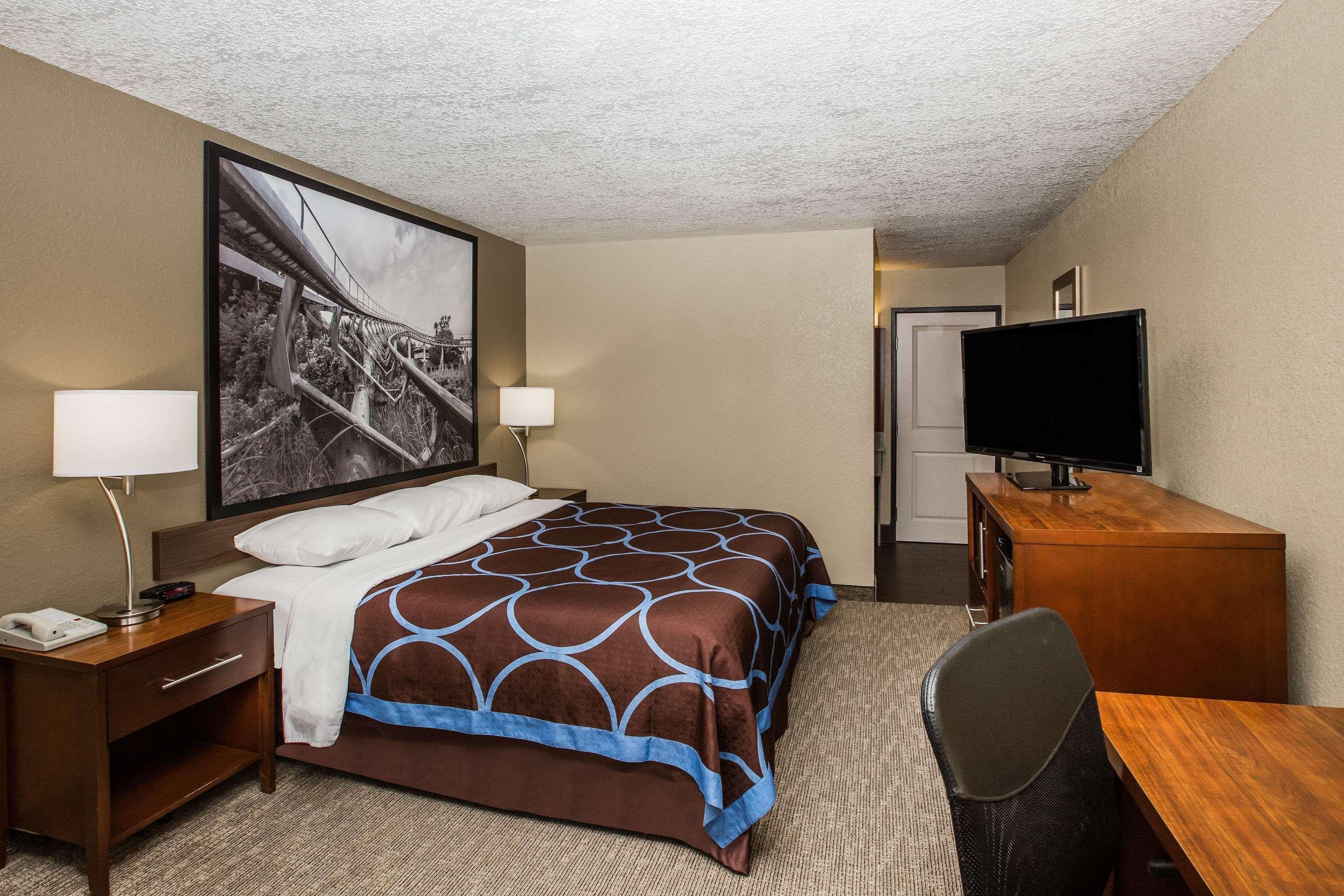Super 8 By Wyndham Altoona Hotell Eksteriør bilde