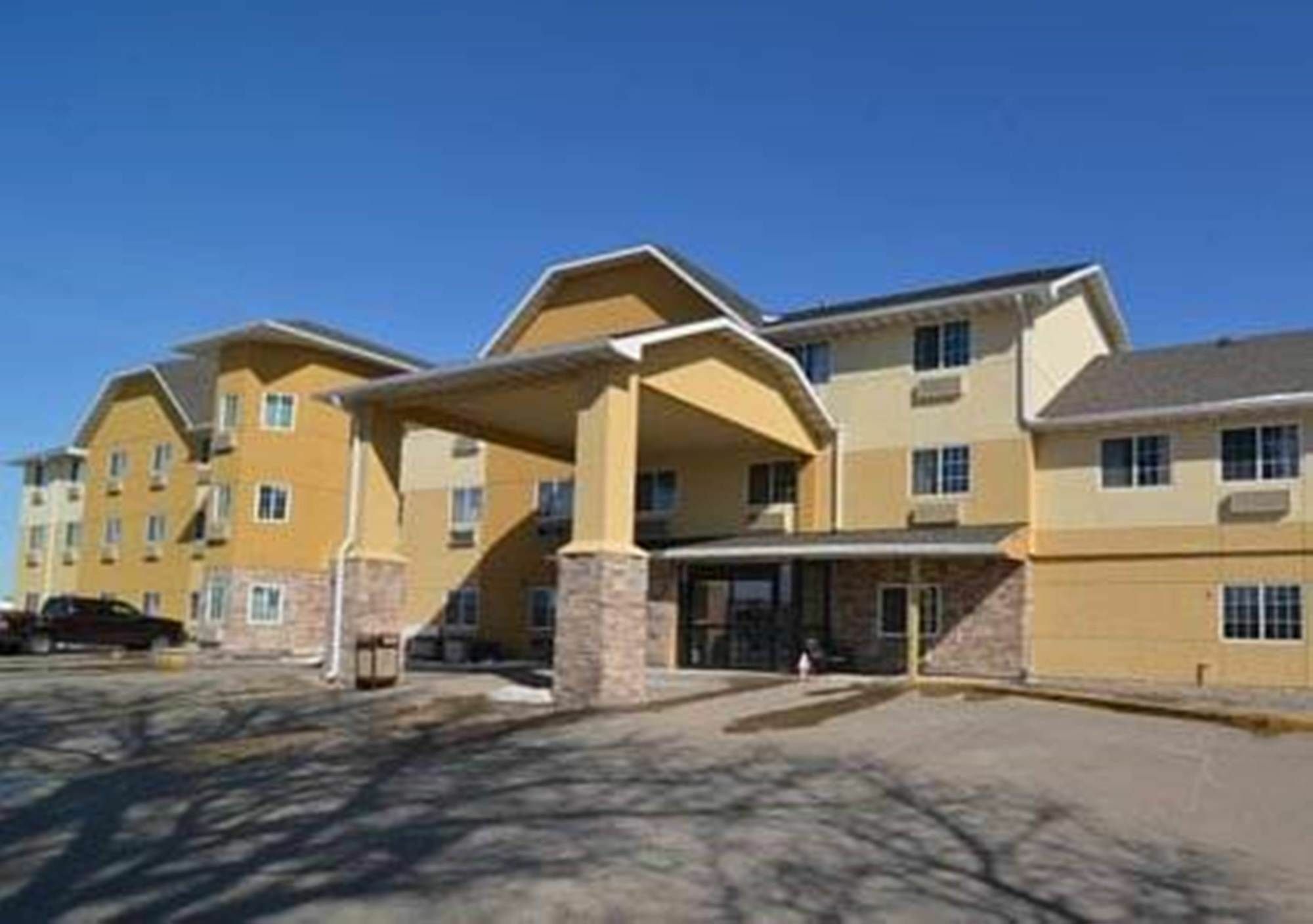 Super 8 By Wyndham Altoona Hotell Eksteriør bilde
